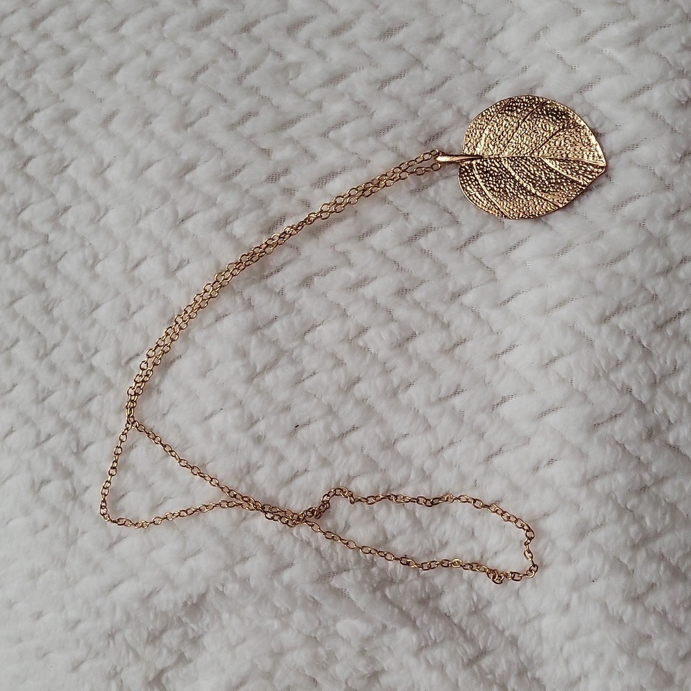 gold leaf chain necklace